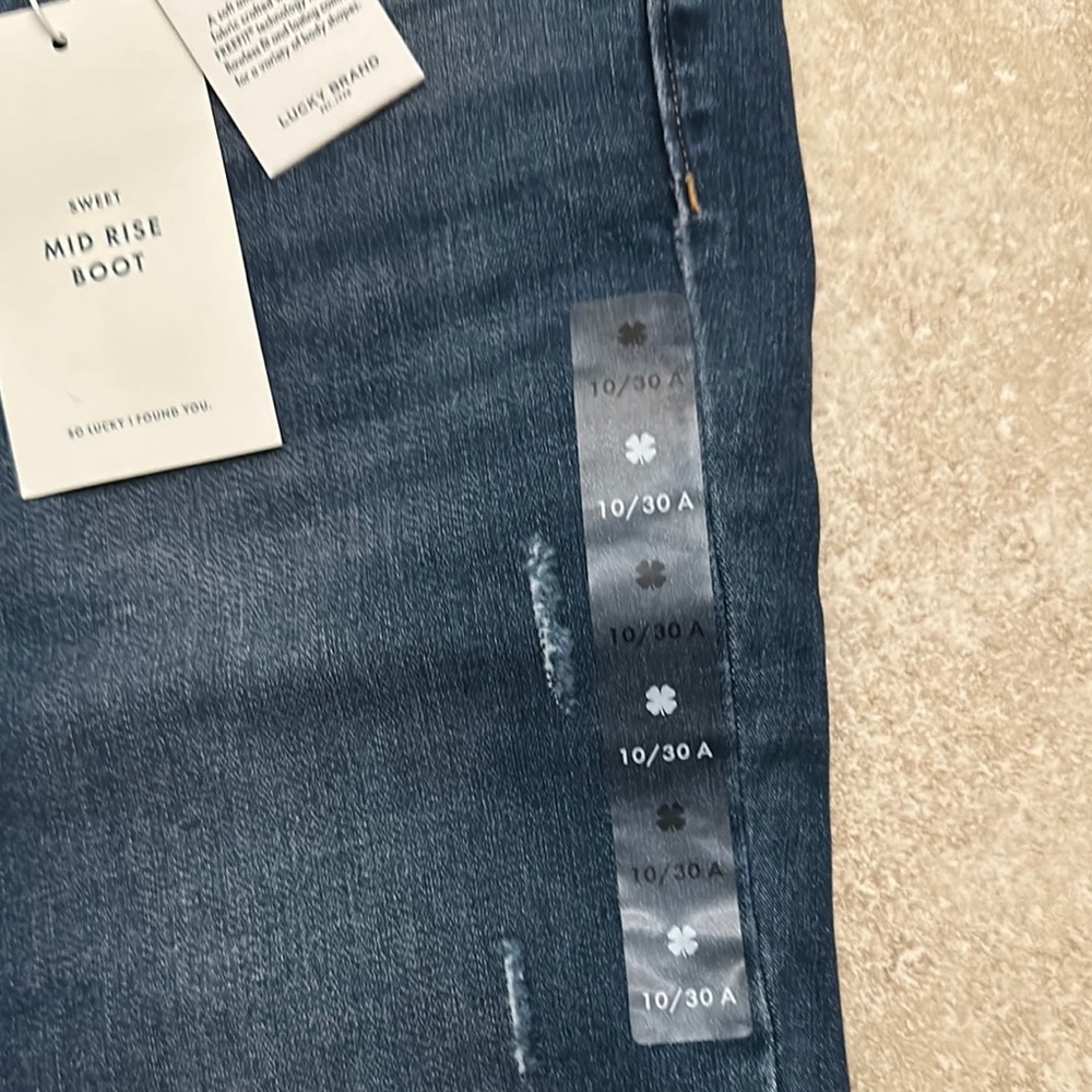 Lucky Brand Dark Wash Women's Jeans - Picture 4 of 7